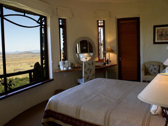 Isandlwana Lodge - Bedroom1